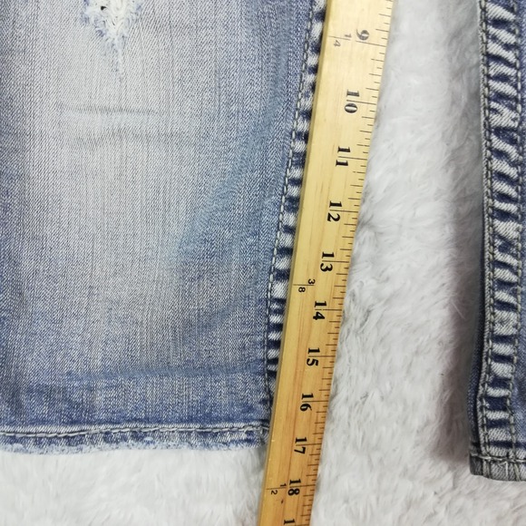 Silver Jeans Womens Tuesday Capri Blue Denim Light Wash Distressed Patch Low 28 - Picture 4 of 10